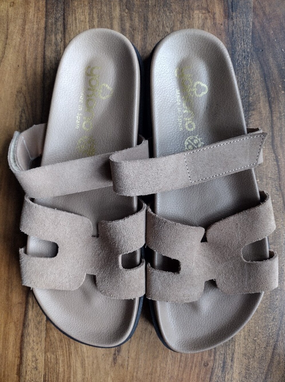 MISMATCHED Yokono Tan Leather Sandals Sizes 38 (8) and 39 (8.5)
